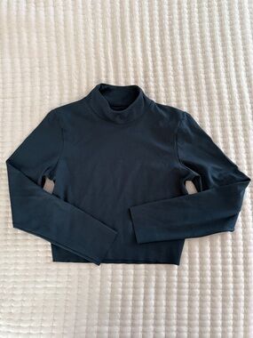 Nike Long Sleeve Crop Top